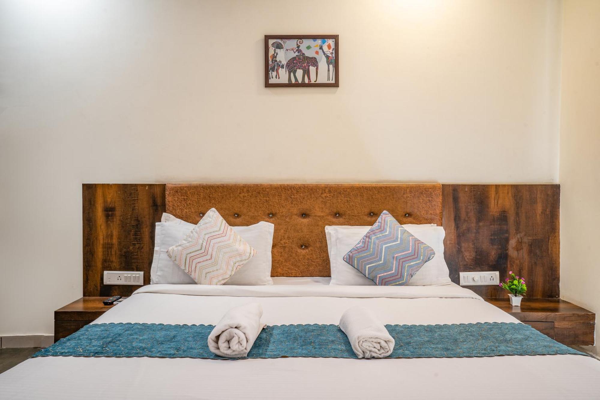 Naman Hotel
